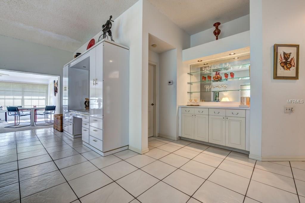 4321 MUIRFIELD DRIVE, BRADENTON, Florida 34210, 2 Bedrooms Bedrooms, 8 Rooms Rooms,2 BathroomsBathrooms,Residential,For sale,MUIRFIELD,A4208618