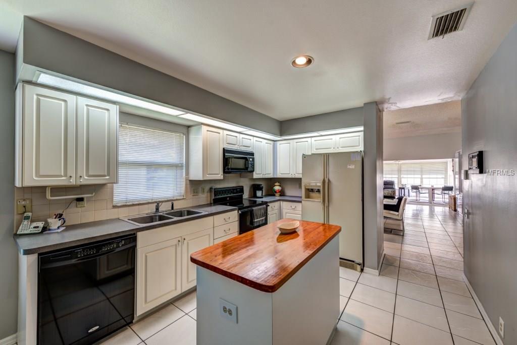 4321 MUIRFIELD DRIVE, BRADENTON, Florida 34210, 2 Bedrooms Bedrooms, 8 Rooms Rooms,2 BathroomsBathrooms,Residential,For sale,MUIRFIELD,A4208618