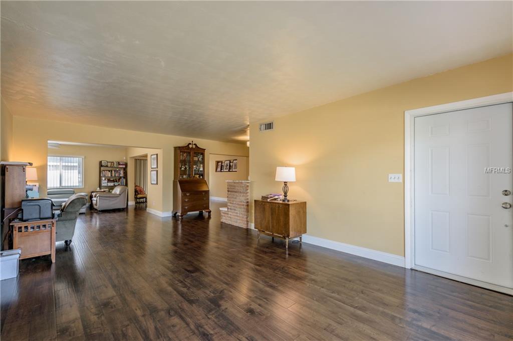 1325 HOWARD STREET, CLEARWATER, Florida 33756, 2 Bedrooms Bedrooms, 3 Rooms Rooms,2 BathroomsBathrooms,Residential,For sale,HOWARD,U7846494