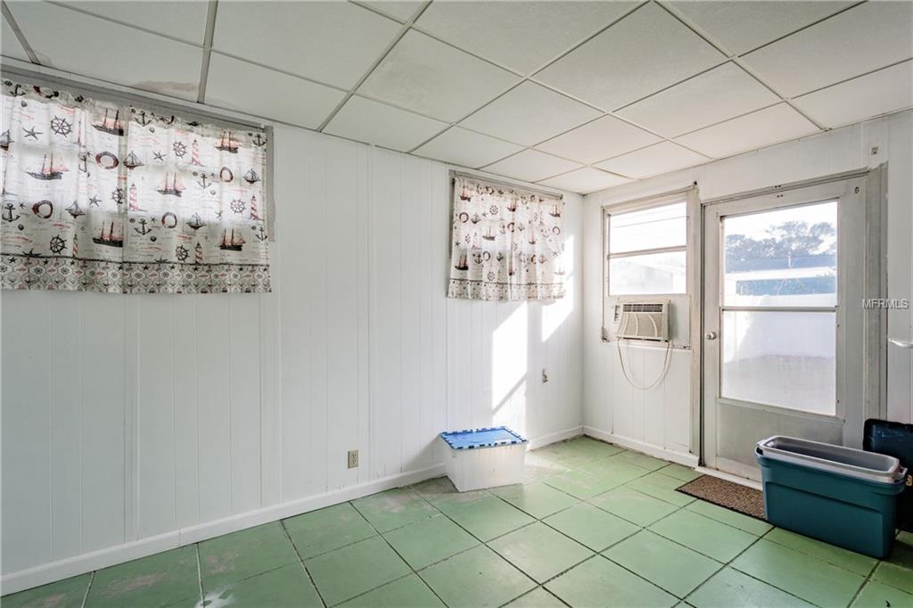 1325 HOWARD STREET, CLEARWATER, Florida 33756, 2 Bedrooms Bedrooms, 3 Rooms Rooms,2 BathroomsBathrooms,Residential,For sale,HOWARD,U7846494