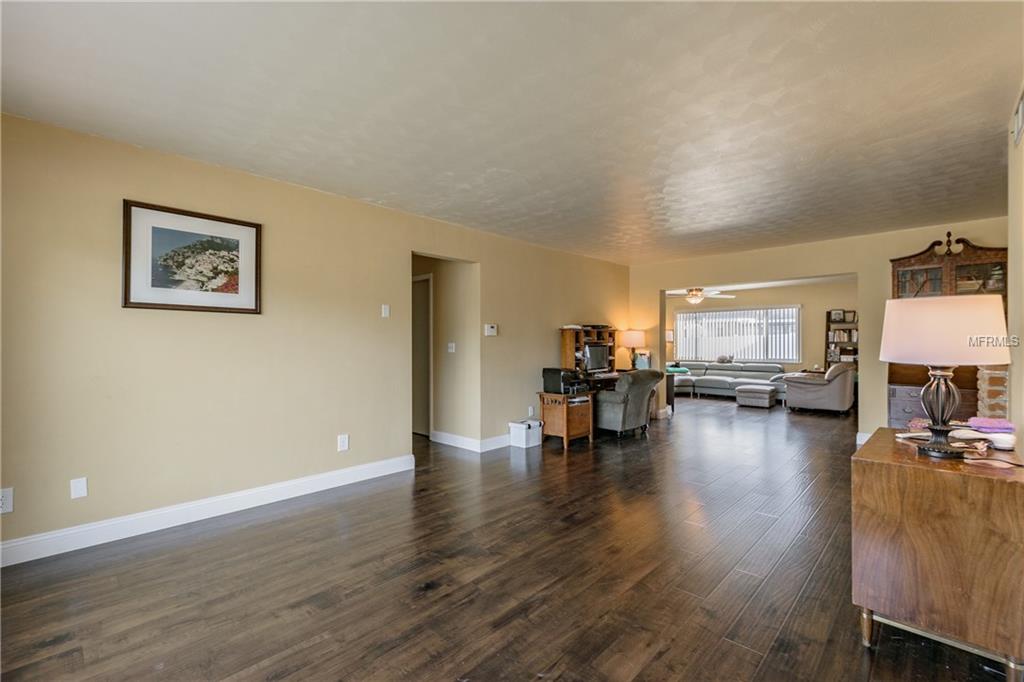 1325 HOWARD STREET, CLEARWATER, Florida 33756, 2 Bedrooms Bedrooms, 3 Rooms Rooms,2 BathroomsBathrooms,Residential,For sale,HOWARD,U7846494