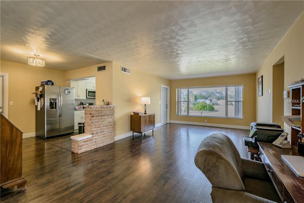 1325 HOWARD STREET, CLEARWATER, Florida 33756, 2 Bedrooms Bedrooms, 3 Rooms Rooms,2 BathroomsBathrooms,Residential,For sale,HOWARD,U7846494