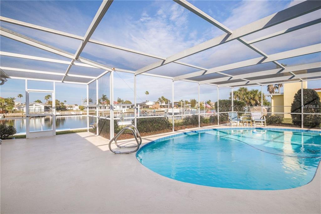 3617 HARBORVIEW COURT, NEW PORT RICHEY, Florida 34652, 3 Bedrooms Bedrooms, 7 Rooms Rooms,2 BathroomsBathrooms,Residential,For sale,HARBORVIEW,W7637616