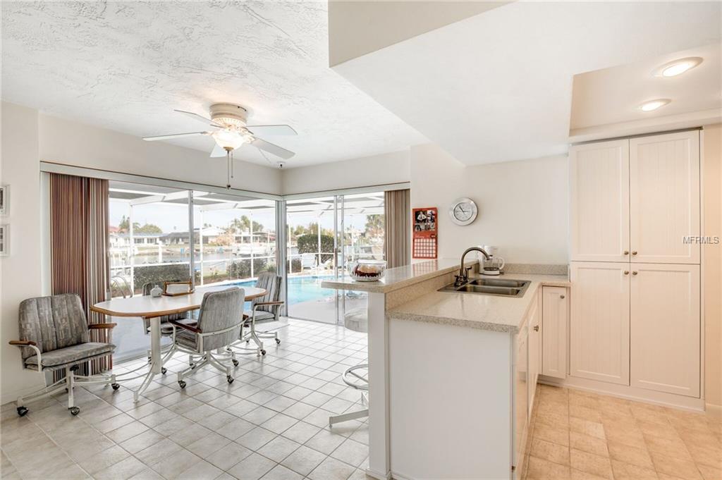 3617 HARBORVIEW COURT, NEW PORT RICHEY, Florida 34652, 3 Bedrooms Bedrooms, 7 Rooms Rooms,2 BathroomsBathrooms,Residential,For sale,HARBORVIEW,W7637616