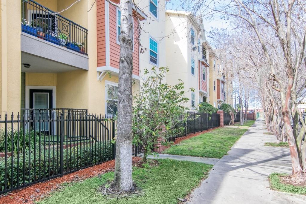 1810 E PALM AVENUE, TAMPA, Florida 33605, 2 Bedrooms Bedrooms, 5 Rooms Rooms,2 BathroomsBathrooms,Residential,For sale,PALM,T2927823