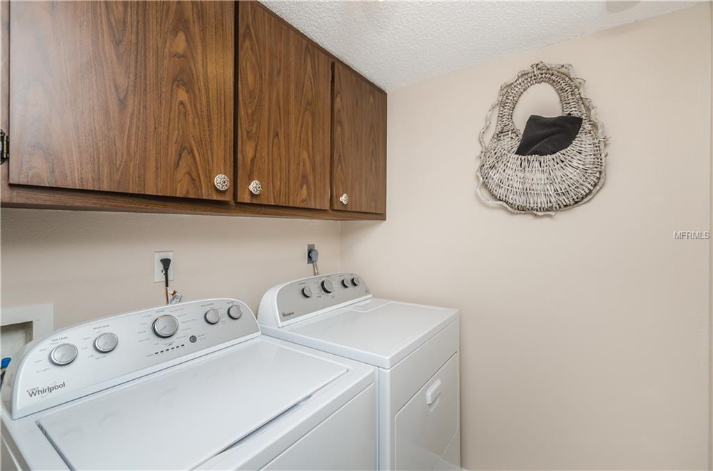 3021 COUNTRYSIDE BOULEVARD, CLEARWATER, Florida 33761, 2 Bedrooms Bedrooms, 3 Rooms Rooms,2 BathroomsBathrooms,Residential,For sale,COUNTRYSIDE,U7847305