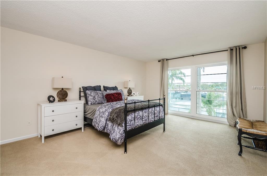 3021 COUNTRYSIDE BOULEVARD, CLEARWATER, Florida 33761, 2 Bedrooms Bedrooms, 3 Rooms Rooms,2 BathroomsBathrooms,Residential,For sale,COUNTRYSIDE,U7847305