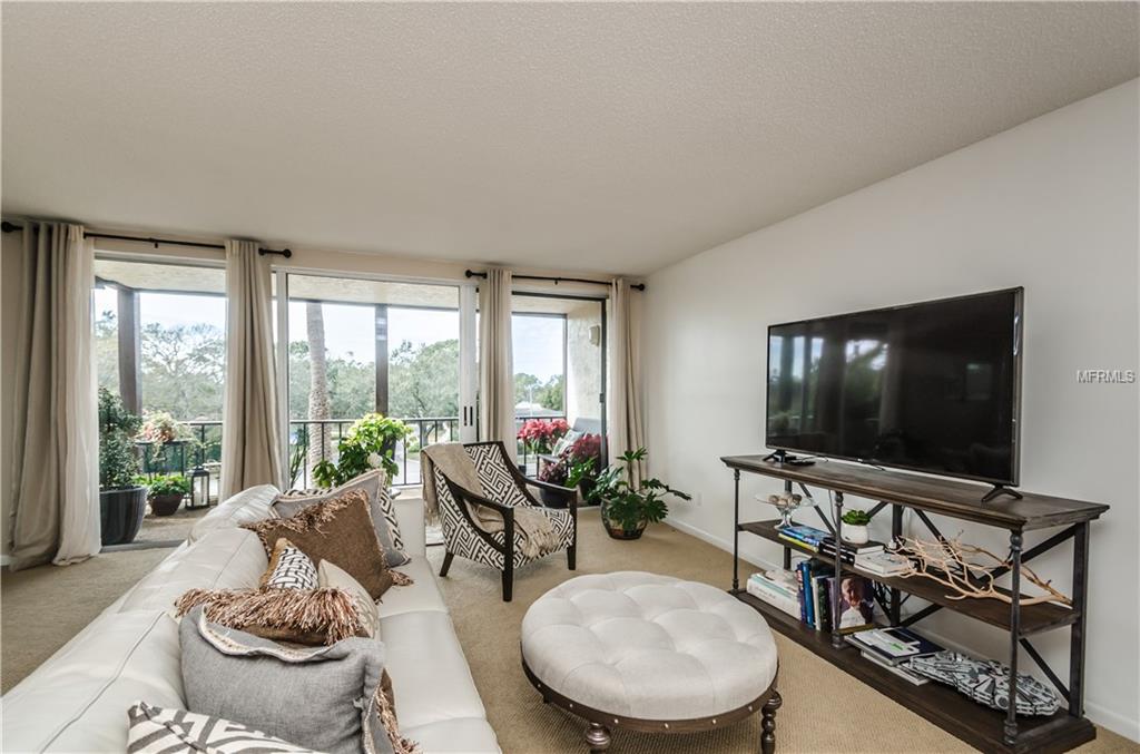 3021 COUNTRYSIDE BOULEVARD, CLEARWATER, Florida 33761, 2 Bedrooms Bedrooms, 3 Rooms Rooms,2 BathroomsBathrooms,Residential,For sale,COUNTRYSIDE,U7847305