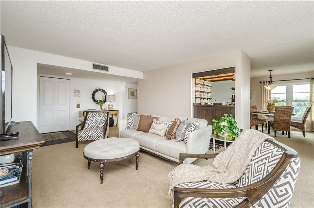 3021 COUNTRYSIDE BOULEVARD, CLEARWATER, Florida 33761, 2 Bedrooms Bedrooms, 3 Rooms Rooms,2 BathroomsBathrooms,Residential,For sale,COUNTRYSIDE,U7847305