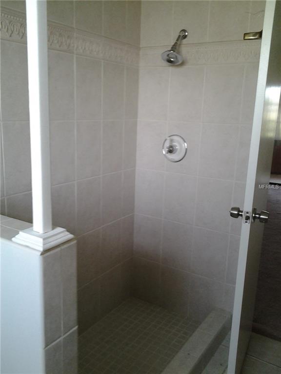 1915 DALECROFT ROAD, SARASOTA, Florida 34235, 2 Bedrooms Bedrooms, 7 Rooms Rooms,2 BathroomsBathrooms,Residential,For sale,DALECROFT,A4210108