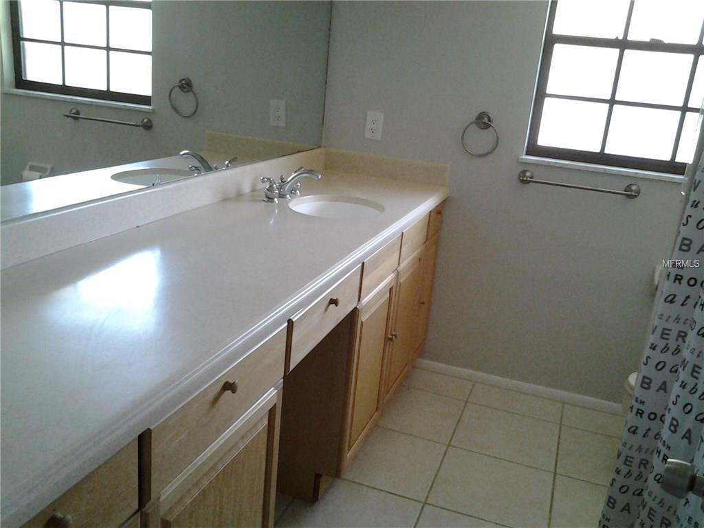 1915 DALECROFT ROAD, SARASOTA, Florida 34235, 2 Bedrooms Bedrooms, 7 Rooms Rooms,2 BathroomsBathrooms,Residential,For sale,DALECROFT,A4210108