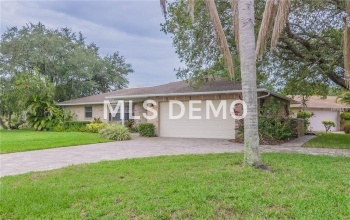 1915 DALECROFT ROAD, SARASOTA, Florida 34235, 2 Bedrooms Bedrooms, 7 Rooms Rooms,2 BathroomsBathrooms,Residential,For sale,DALECROFT,A4210108