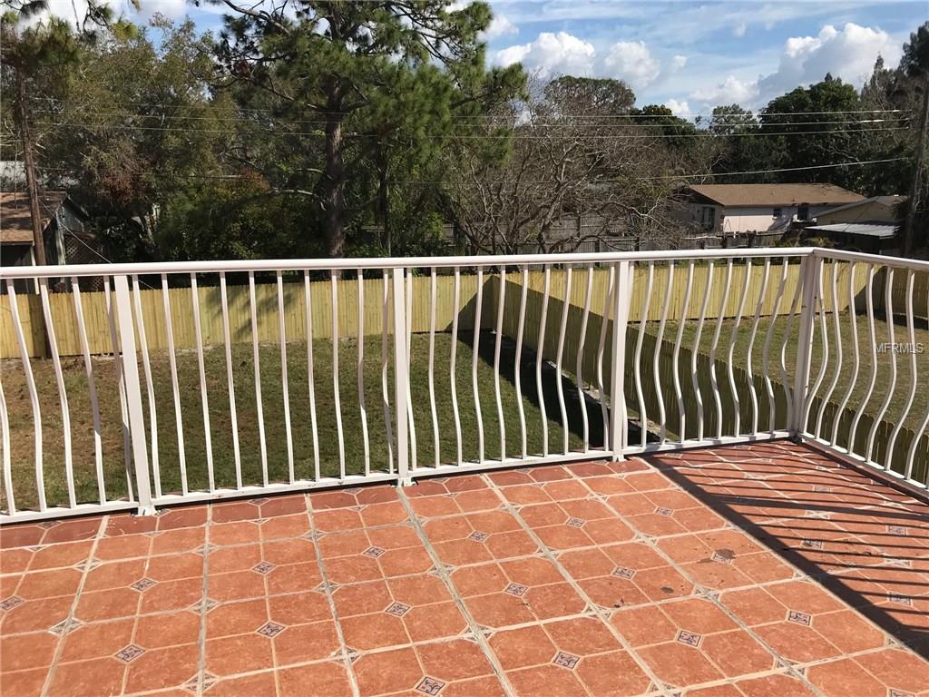 8611 VAMO ROAD, SARASOTA, Florida 34231, 3 Bedrooms Bedrooms, 3 Rooms Rooms,2 BathroomsBathrooms,Residential,For sale,VAMO,A4166964