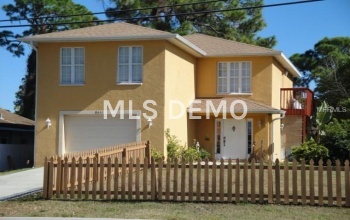 8611 VAMO ROAD, SARASOTA, Florida 34231, 3 Bedrooms Bedrooms, 3 Rooms Rooms,2 BathroomsBathrooms,Residential,For sale,VAMO,A4166964