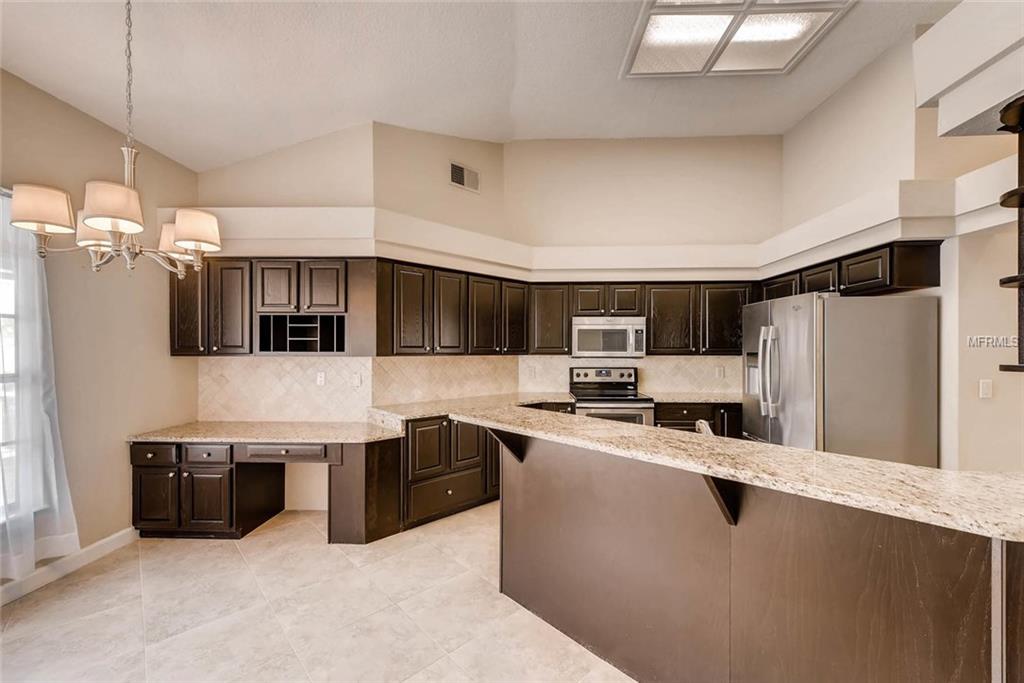 8013 WINPINE COURT, ORLANDO, Florida 32819, 4 Bedrooms Bedrooms, 5 Rooms Rooms,4 BathroomsBathrooms,Residential,For sale,WINPINE,O5542011