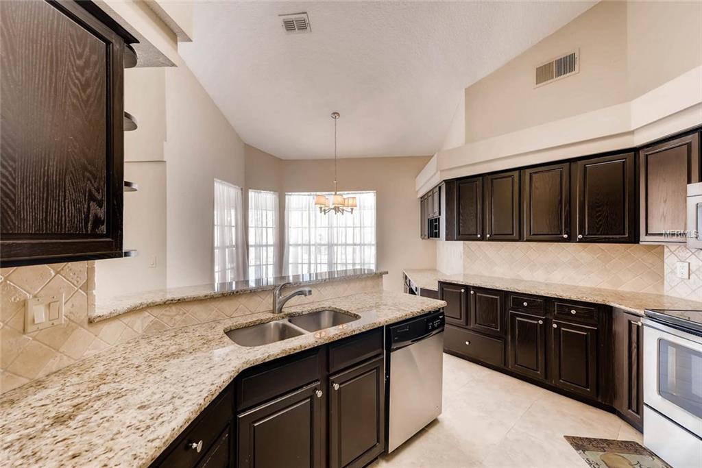 8013 WINPINE COURT, ORLANDO, Florida 32819, 4 Bedrooms Bedrooms, 5 Rooms Rooms,4 BathroomsBathrooms,Residential,For sale,WINPINE,O5542011