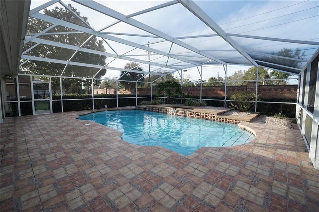 8013 WINPINE COURT, ORLANDO, Florida 32819, 4 Bedrooms Bedrooms, 5 Rooms Rooms,4 BathroomsBathrooms,Residential,For sale,WINPINE,O5542011