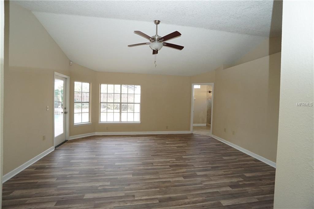 8013 WINPINE COURT, ORLANDO, Florida 32819, 4 Bedrooms Bedrooms, 5 Rooms Rooms,4 BathroomsBathrooms,Residential,For sale,WINPINE,O5542011