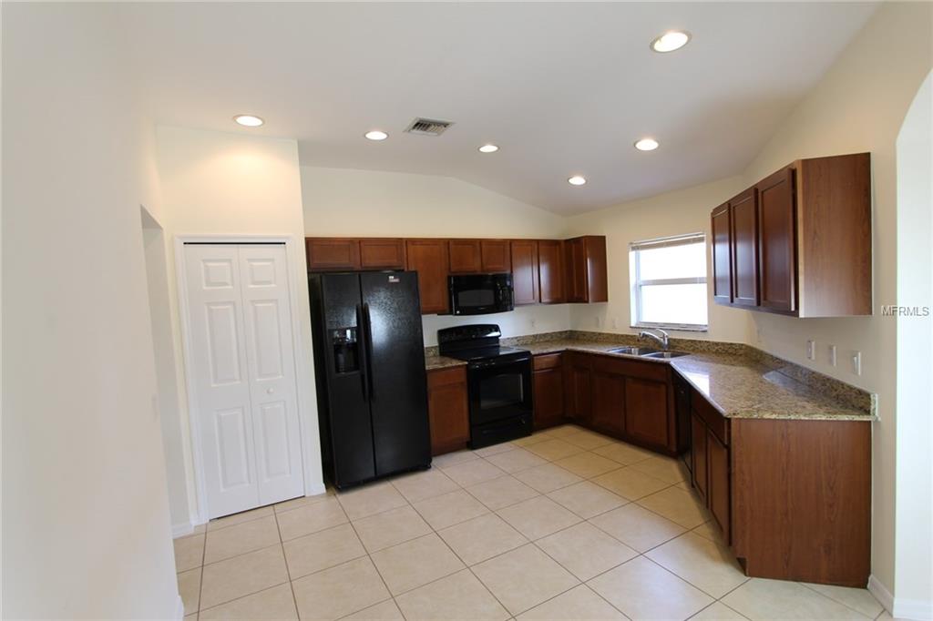 4389 LENOX BOULEVARD, VENICE, Florida 34293, 3 Bedrooms Bedrooms, 3 Rooms Rooms,2 BathroomsBathrooms,Residential,For sale,LENOX,N5915777