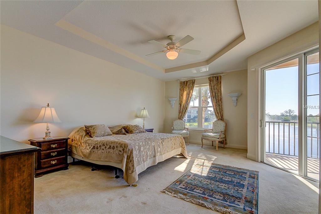 4 ACADEMY WAY S, ST PETERSBURG, Florida 33711, 3 Bedrooms Bedrooms, 6 Rooms Rooms,2 BathroomsBathrooms,Residential,For sale,ACADEMY,U7845279