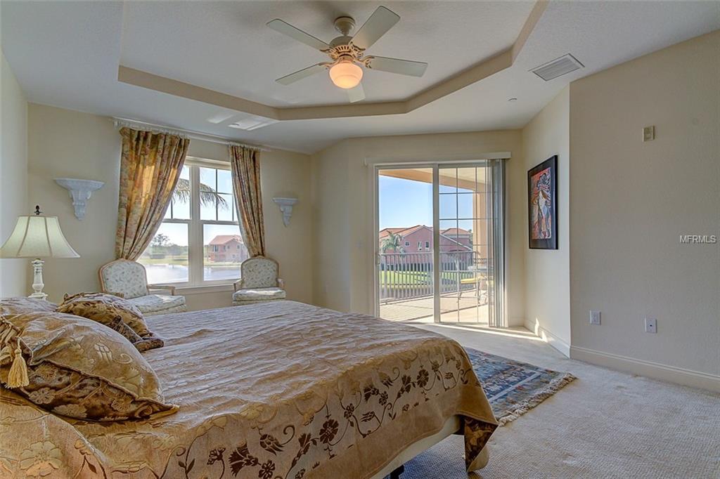 4 ACADEMY WAY S, ST PETERSBURG, Florida 33711, 3 Bedrooms Bedrooms, 6 Rooms Rooms,2 BathroomsBathrooms,Residential,For sale,ACADEMY,U7845279