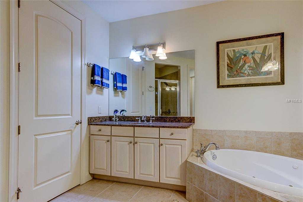 4 ACADEMY WAY S, ST PETERSBURG, Florida 33711, 3 Bedrooms Bedrooms, 6 Rooms Rooms,2 BathroomsBathrooms,Residential,For sale,ACADEMY,U7845279