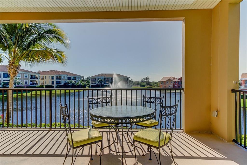 4 ACADEMY WAY S, ST PETERSBURG, Florida 33711, 3 Bedrooms Bedrooms, 6 Rooms Rooms,2 BathroomsBathrooms,Residential,For sale,ACADEMY,U7845279