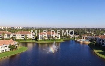 4 ACADEMY WAY S, ST PETERSBURG, Florida 33711, 3 Bedrooms Bedrooms, 6 Rooms Rooms,2 BathroomsBathrooms,Residential,For sale,ACADEMY,U7845279