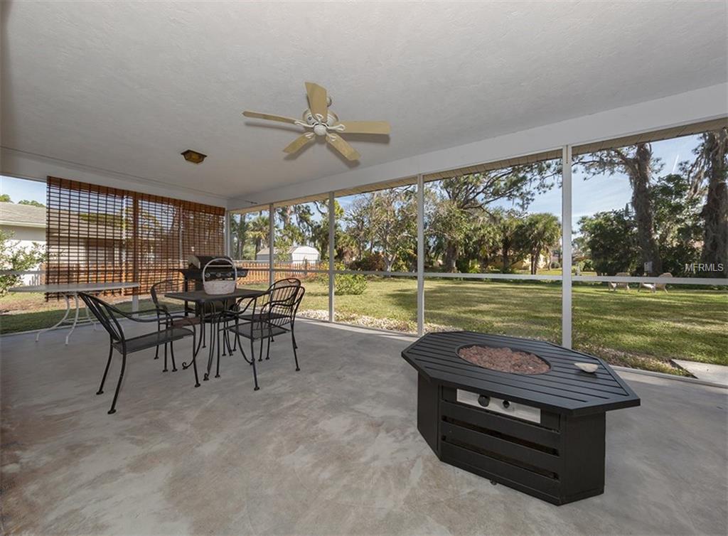 2304 LAKE SHORE DRIVE, NOKOMIS, Florida 34275, 2 Bedrooms Bedrooms, 6 Rooms Rooms,2 BathroomsBathrooms,Residential,For sale,LAKE SHORE,N5916143