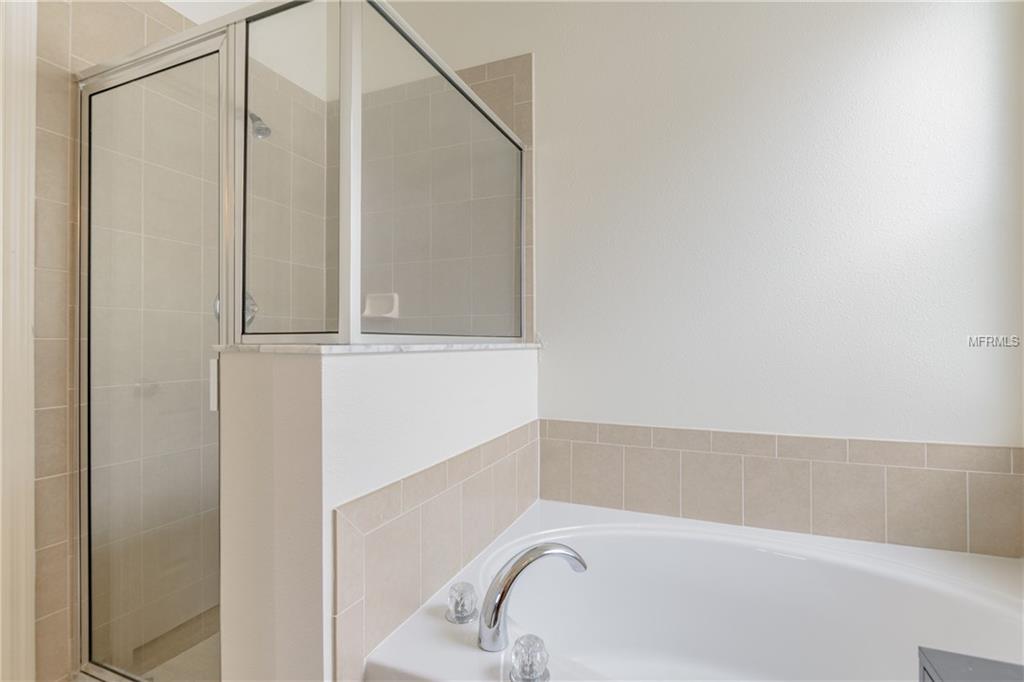 6822 RUNNER OAK DRIVE, WESLEY CHAPEL, Florida 33545, 4 Bedrooms Bedrooms, 7 Rooms Rooms,2 BathroomsBathrooms,Residential,For sale,RUNNER OAK,T2926191