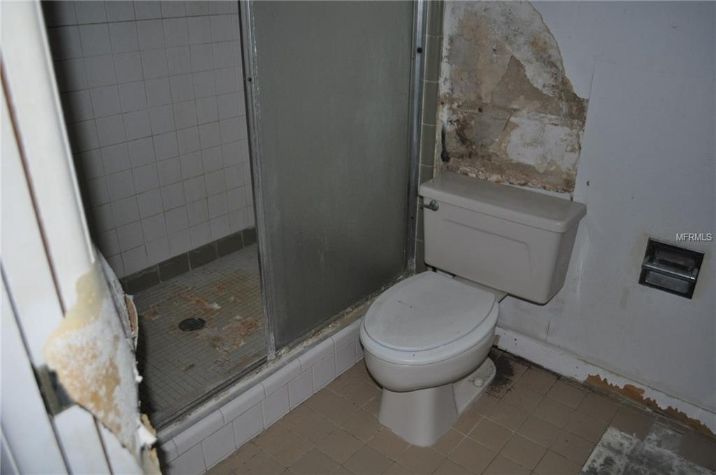 3856 LAKE JOYCE DRIVE, LAND O LAKES, Florida 34639, 3 Bedrooms Bedrooms, 3 Rooms Rooms,2 BathroomsBathrooms,Residential,For sale,LAKE JOYCE,T2927498