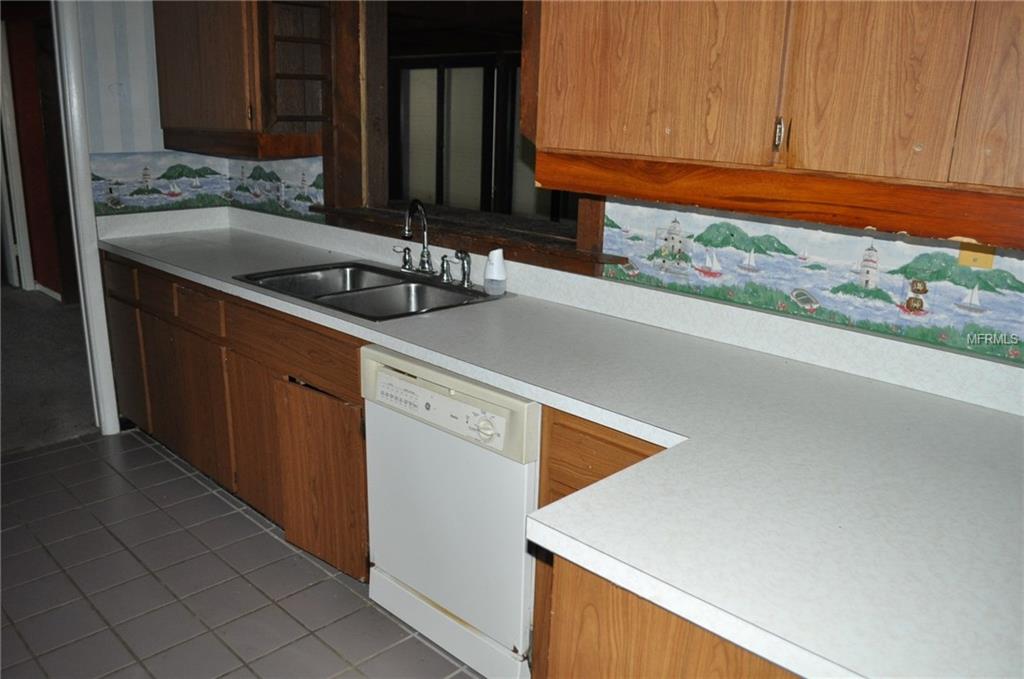 3856 LAKE JOYCE DRIVE, LAND O LAKES, Florida 34639, 3 Bedrooms Bedrooms, 3 Rooms Rooms,2 BathroomsBathrooms,Residential,For sale,LAKE JOYCE,T2927498