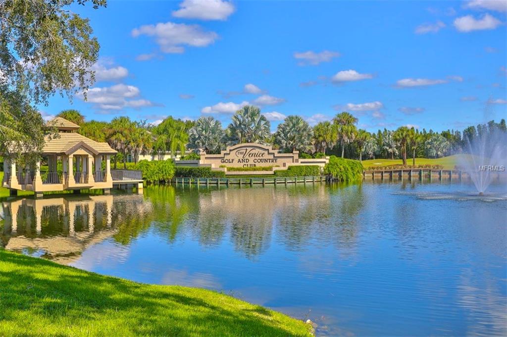 303 STONE BRIAR CREEK DRIVE, VENICE, Florida 34292, 3 Bedrooms Bedrooms, 11 Rooms Rooms,3 BathroomsBathrooms,Residential,For sale,STONE BRIAR CREEK,N5916370