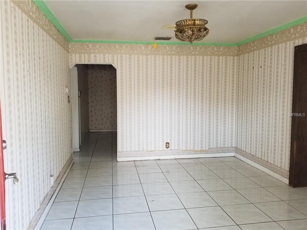 6309 S ADELIA AVENUE, TAMPA, Florida 33616, 3 Bedrooms Bedrooms, 3 Rooms Rooms,2 BathroomsBathrooms,Residential,For sale,ADELIA,T2928344