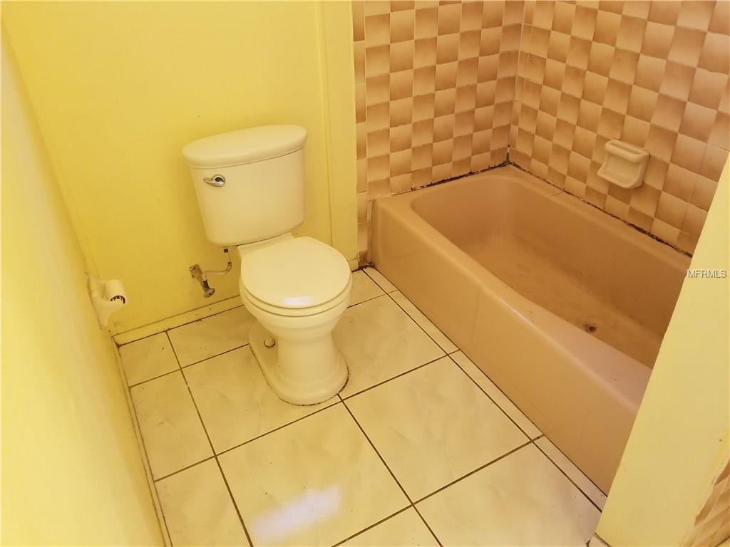 6309 S ADELIA AVENUE, TAMPA, Florida 33616, 3 Bedrooms Bedrooms, 3 Rooms Rooms,2 BathroomsBathrooms,Residential,For sale,ADELIA,T2928344