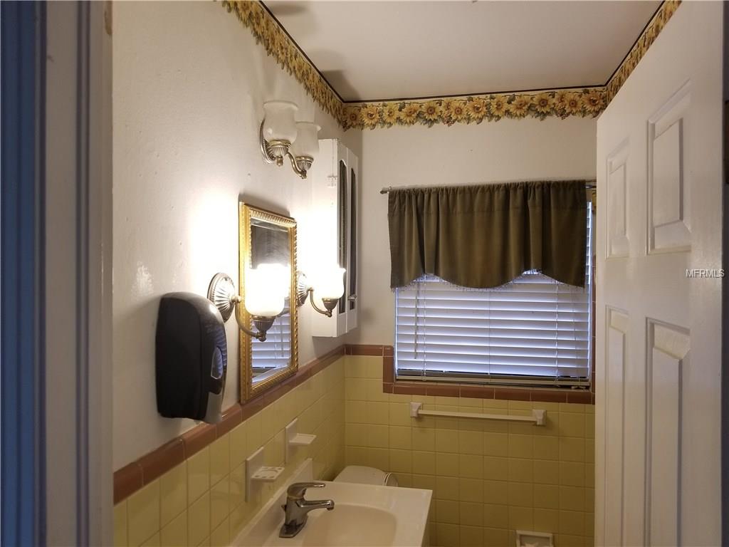 6309 S ADELIA AVENUE, TAMPA, Florida 33616, 3 Bedrooms Bedrooms, 3 Rooms Rooms,2 BathroomsBathrooms,Residential,For sale,ADELIA,T2928344