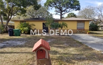 6309 S ADELIA AVENUE, TAMPA, Florida 33616, 3 Bedrooms Bedrooms, 3 Rooms Rooms,2 BathroomsBathrooms,Residential,For sale,ADELIA,T2928344